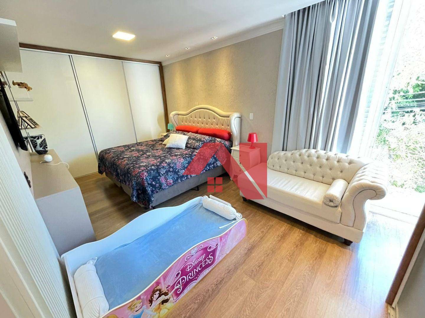 Sobrado à venda com 3 quartos, 188m² - Foto 13