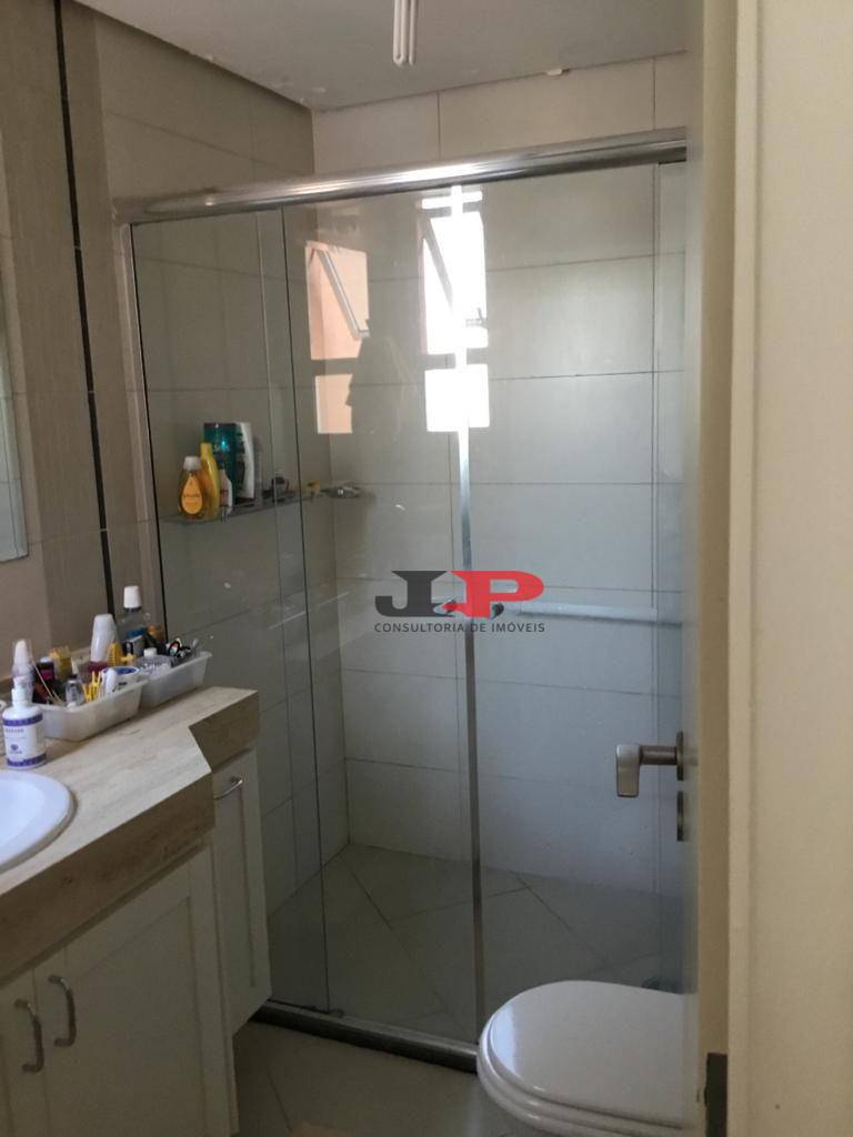 Apartamento à venda com 3 quartos, 97m² - Foto 13