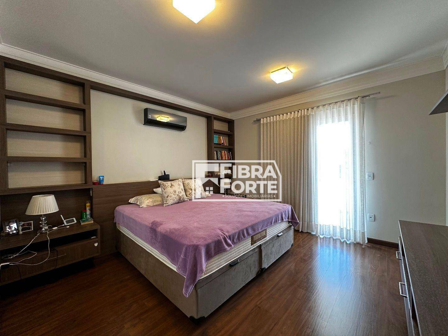 Casa de Condomínio à venda com 4 quartos, 258m² - Foto 21