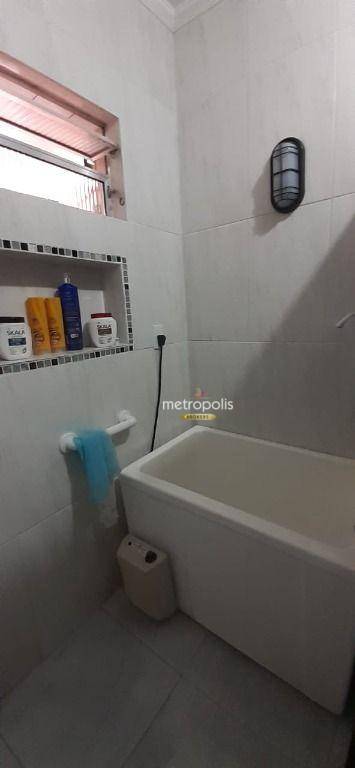 Sobrado à venda com 4 quartos, 250m² - Foto 13