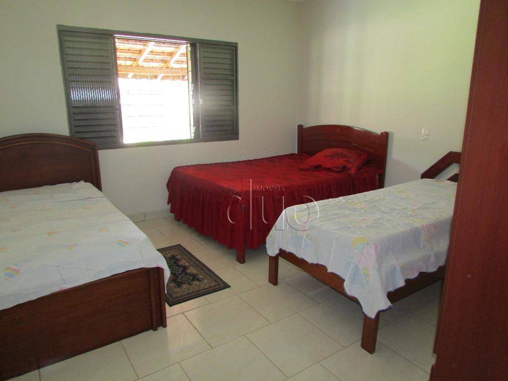 Chácara à venda com 3 quartos, 260m² - Foto 10