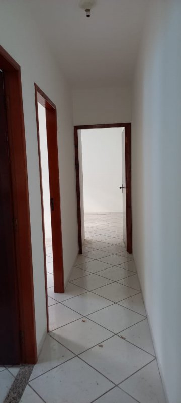 Casa à venda com 2 quartos, 54m² - Foto 10