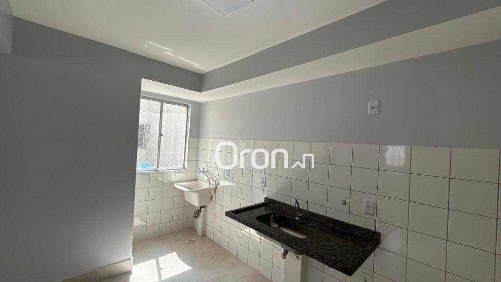 Apartamento à venda com 2 quartos, 45m² - Foto 3