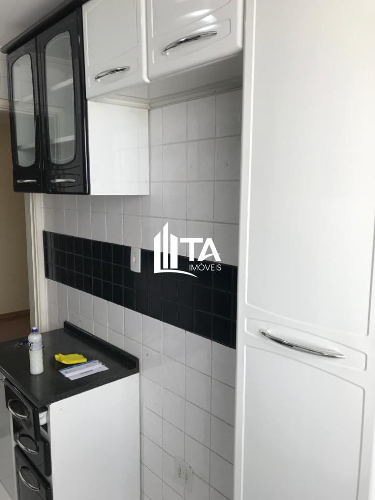 Apartamento à venda com 3 quartos, 60m² - Foto 3