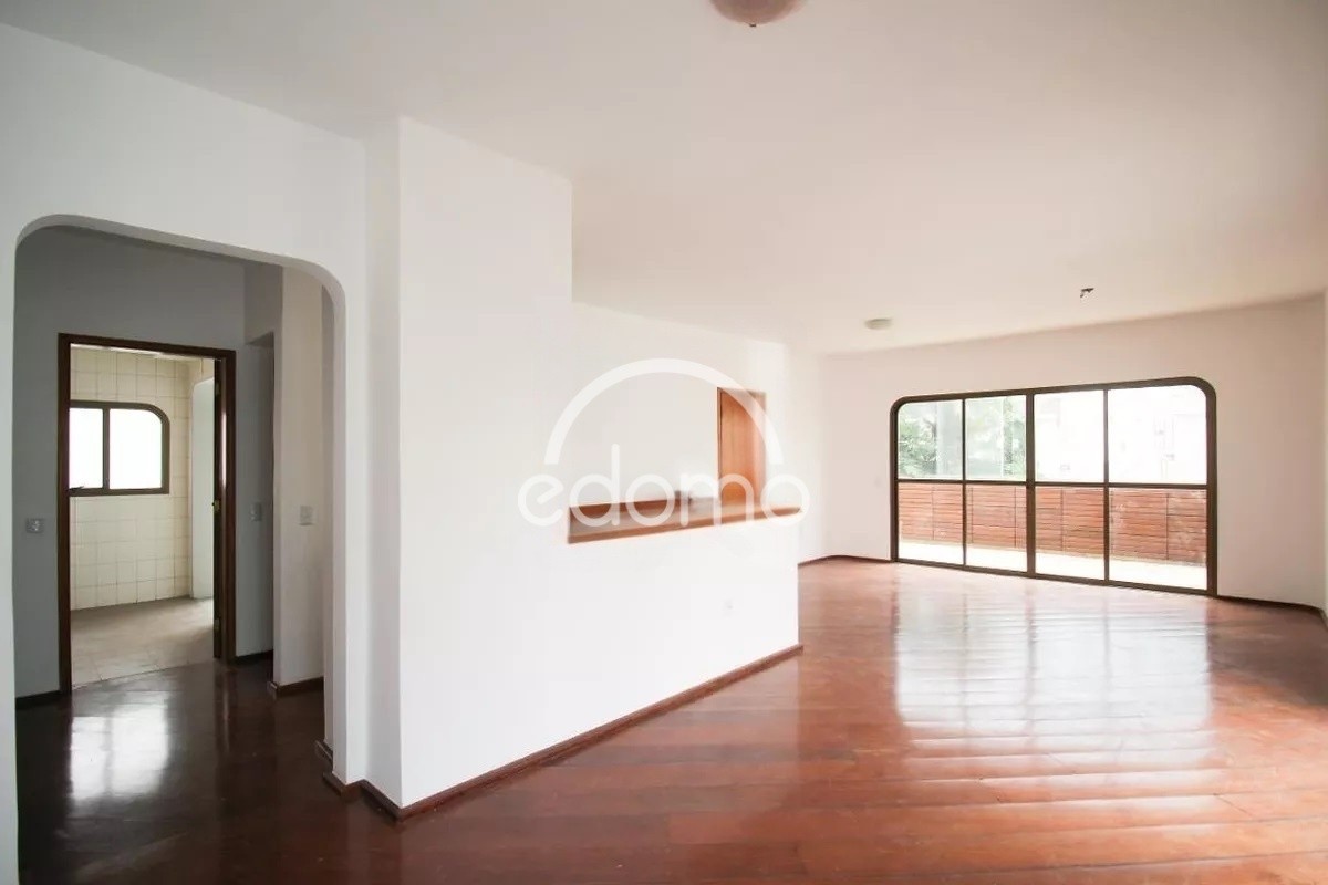 Apartamento para alugar com 4 quartos, 368m² - Foto 7