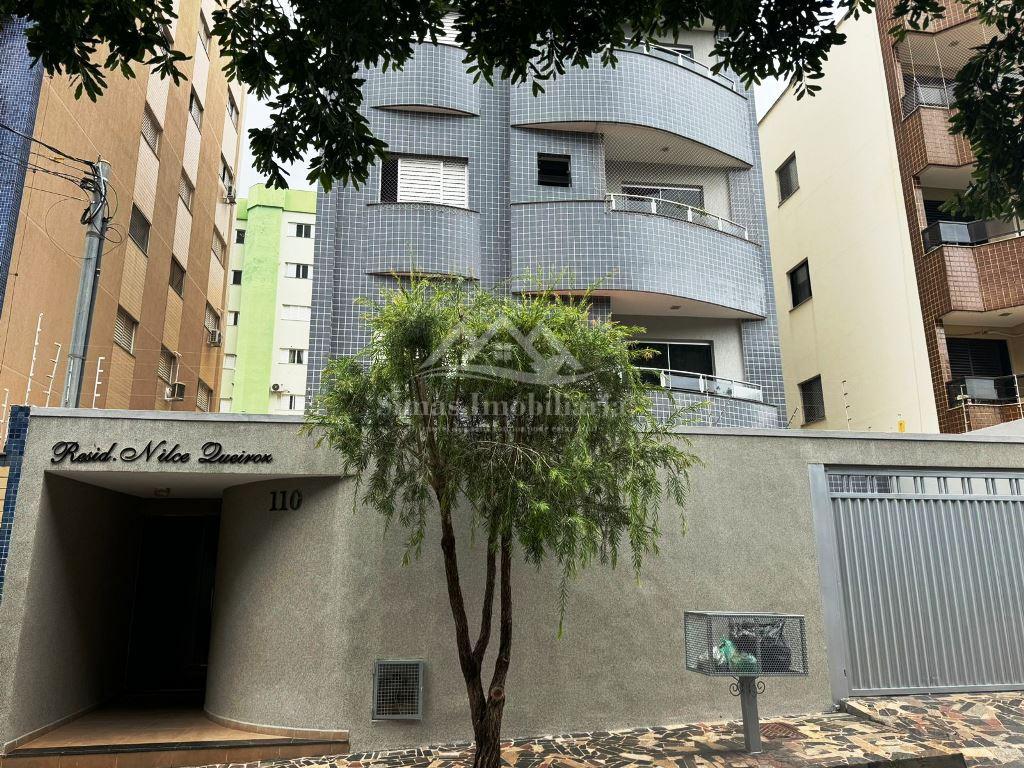 Apartamento à venda com 3 quartos, 100m² - Foto 1