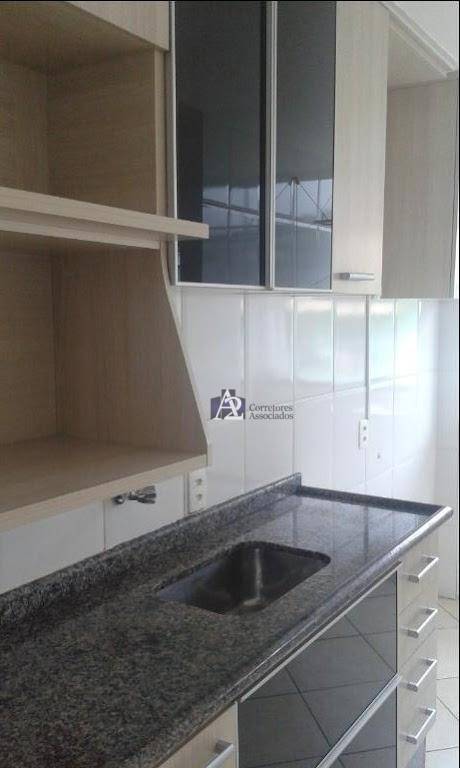 Apartamento à venda com 2 quartos, 64m² - Foto 13