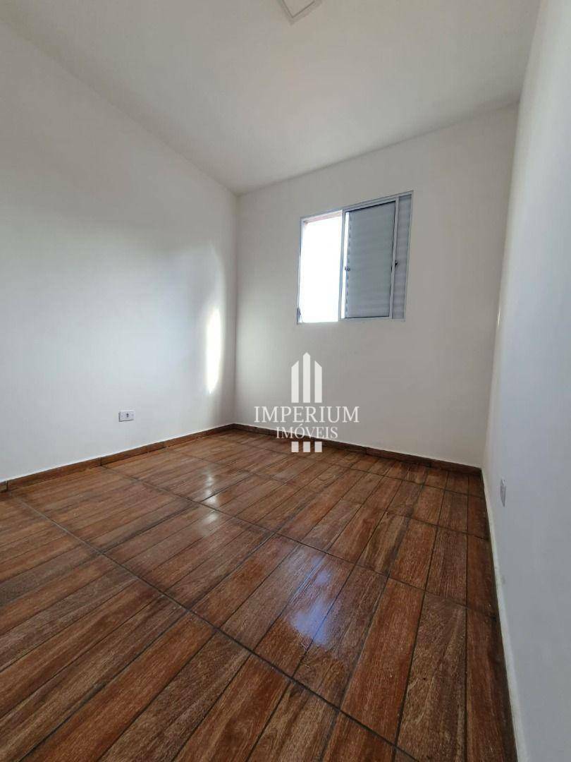 Apartamento para alugar com 2 quartos, 40m² - Foto 11