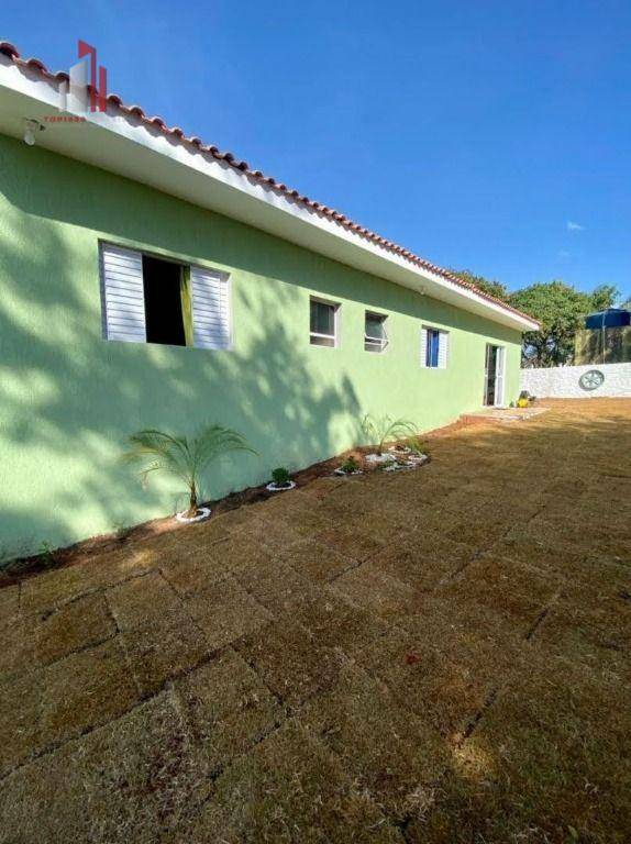 Casa à venda com 2 quartos, 120m² - Foto 2