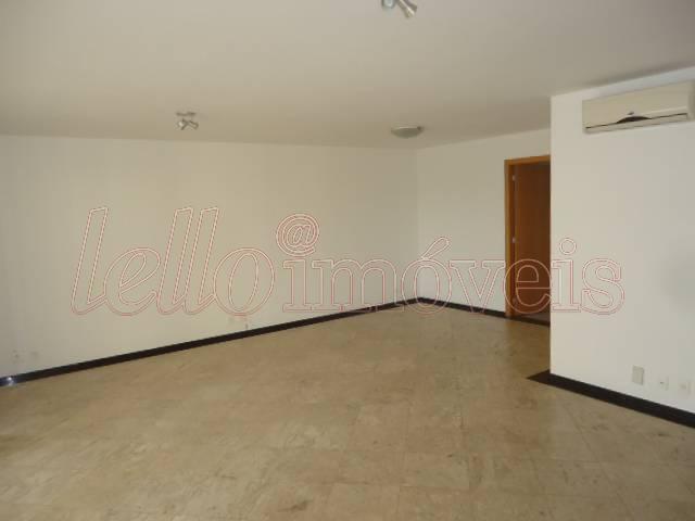 Apartamento para alugar com 3 quartos, 192m² - Foto 5