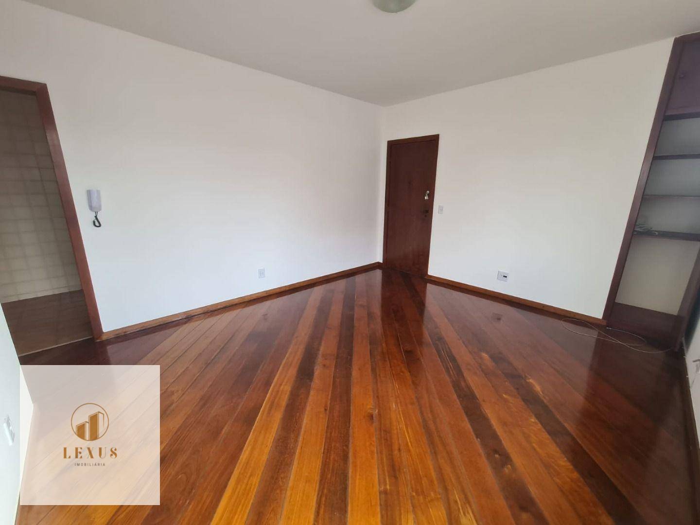 Apartamento à venda com 3 quartos, 85m² - Foto 10