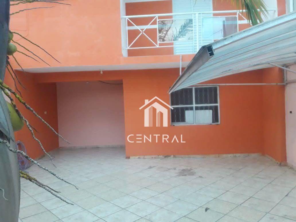 Sobrado à venda com 3 quartos, 150m² - Foto 1