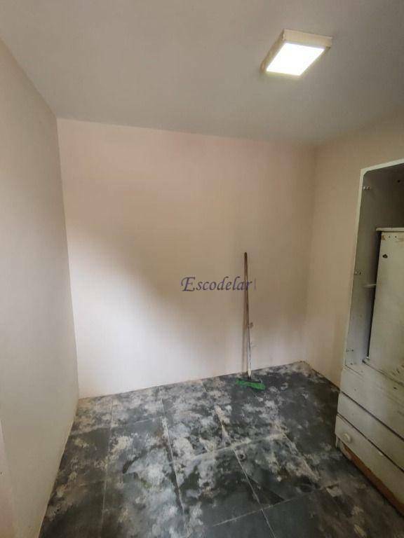 Casa à venda com 3 quartos, 220m² - Foto 18