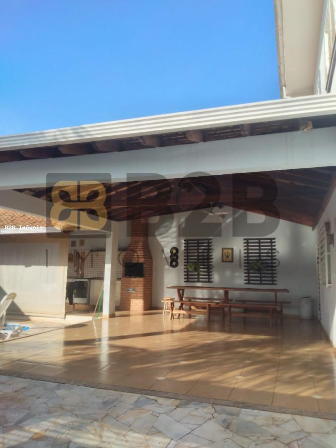 Casa à venda com 3 quartos, 186m² - Foto 21