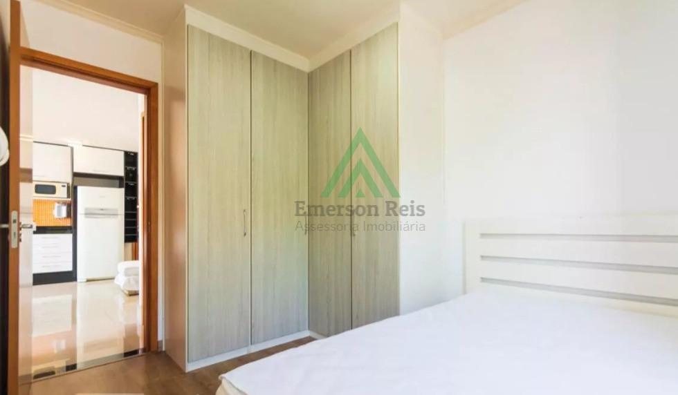 Apartamento à venda com 2 quartos, 56m² - Foto 12