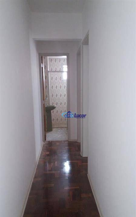 Apartamento para alugar com 2 quartos, 70m² - Foto 3