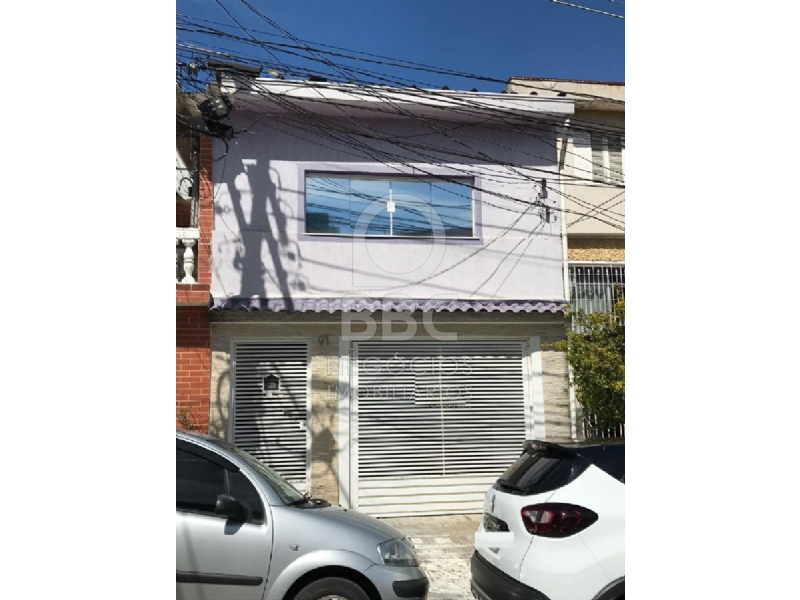 Sobrado à venda com 3 quartos, 255m² - Foto 1