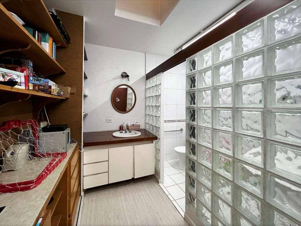 Casa de Condomínio à venda com 4 quartos, 640m² - Foto 49