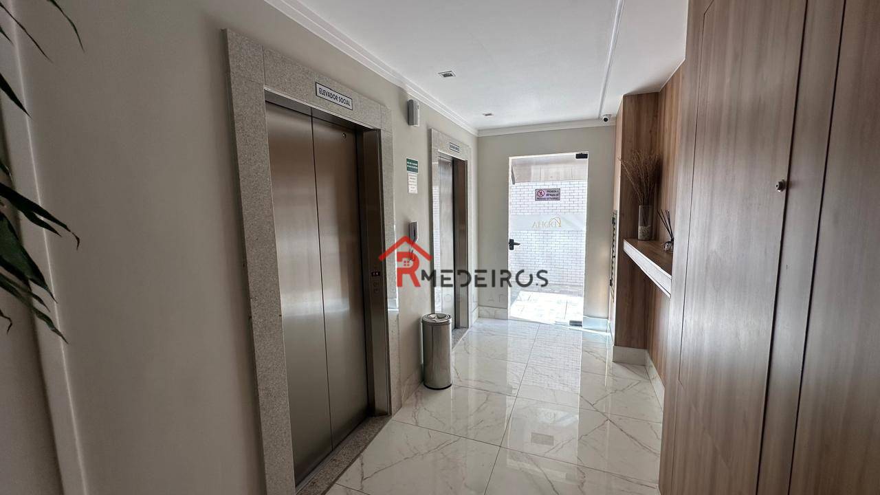 Apartamento à venda com 2 quartos, 63m² - Foto 2