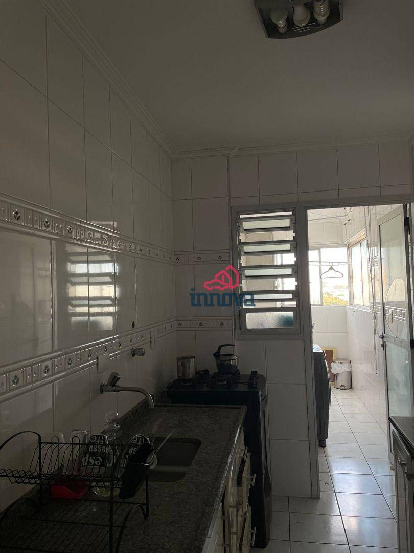 Apartamento à venda com 3 quartos, 63m² - Foto 3