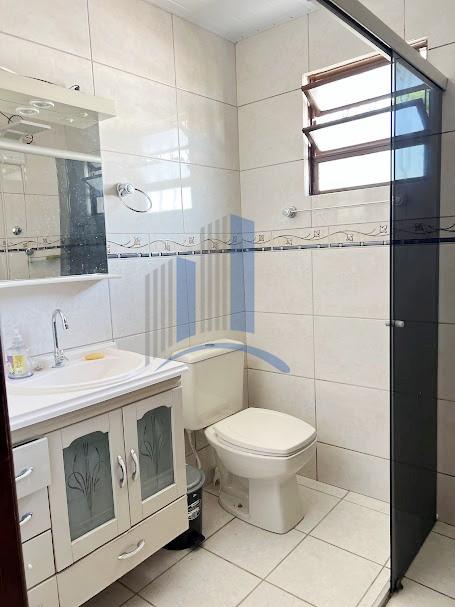 Casa à venda com 5 quartos, 125m² - Foto 13