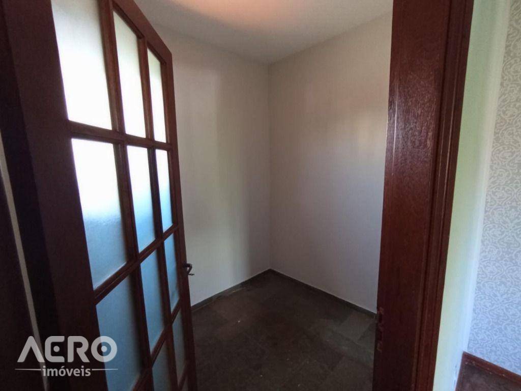 Casa à venda com 4 quartos, 189m² - Foto 22