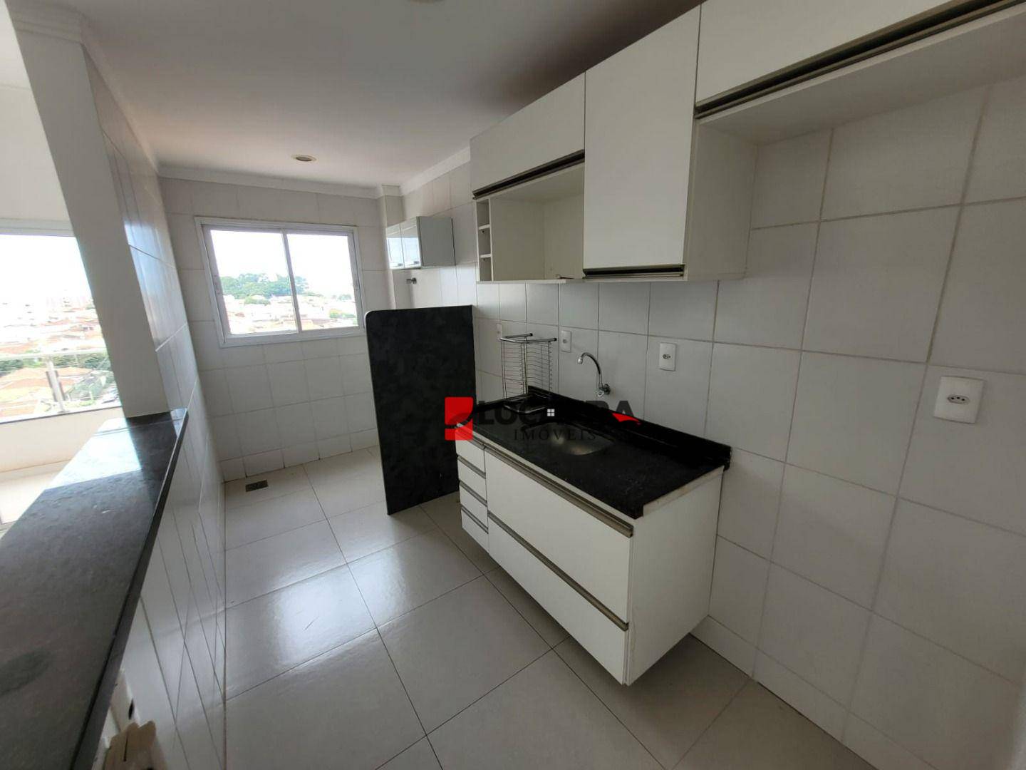 Apartamento para alugar com 2 quartos, 63m² - Foto 12