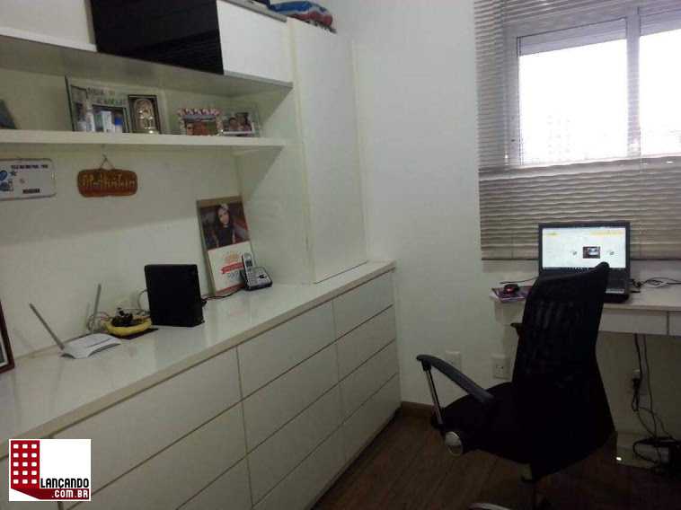 Apartamento à venda com 3 quartos, 84m² - Foto 2