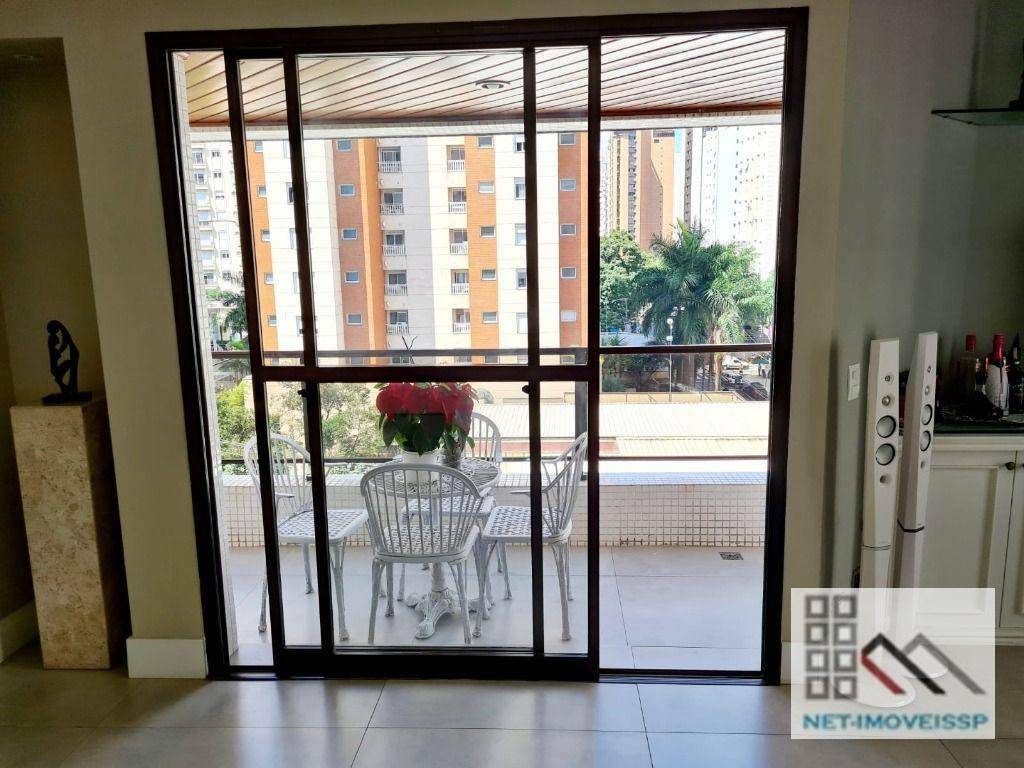 Apartamento à venda com 4 quartos, 186m² - Foto 22