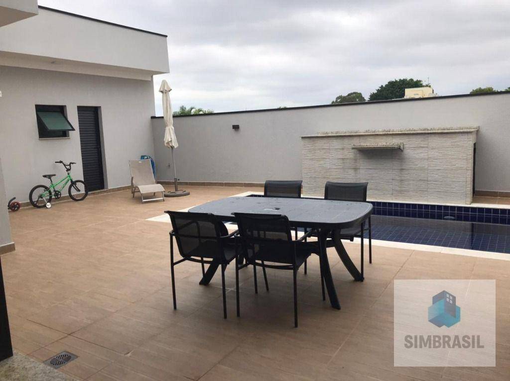 Casa à venda com 4 quartos, 211m² - Foto 21