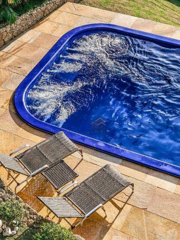 Casa de Condomínio à venda com 8 quartos, 600m² - Foto 36