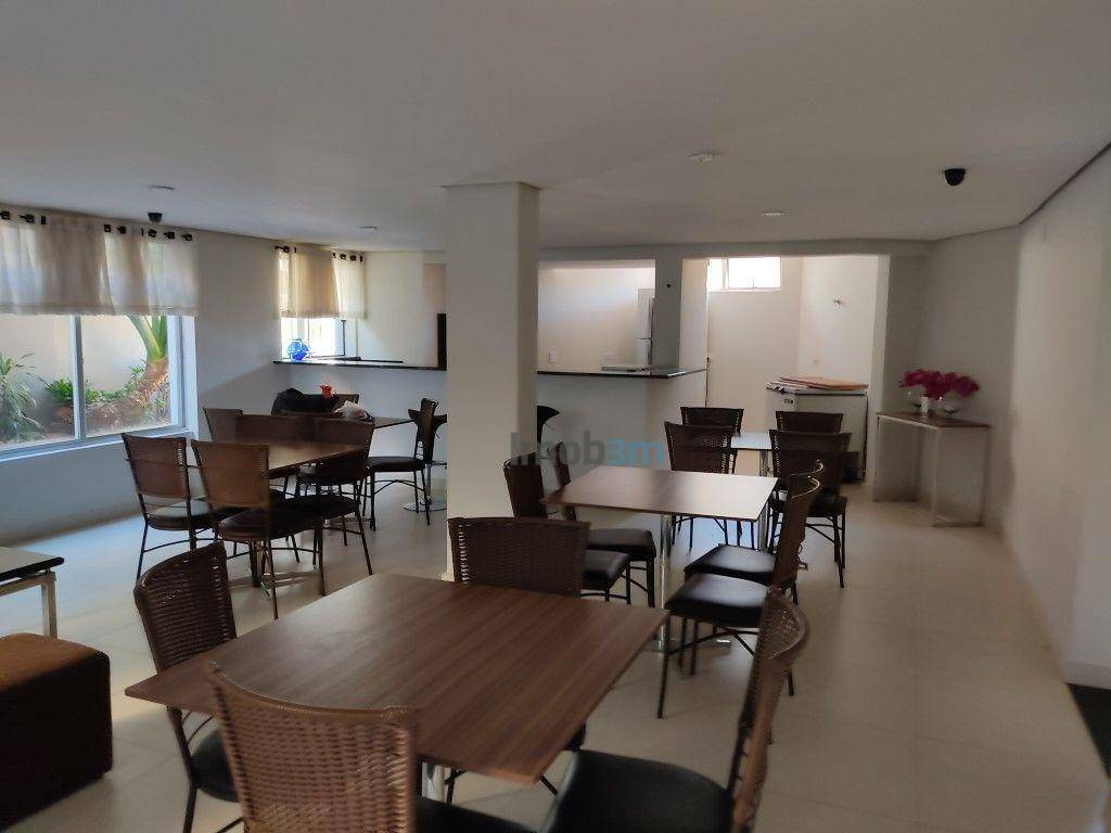 Apartamento para alugar com 3 quartos, 91m² - Foto 16