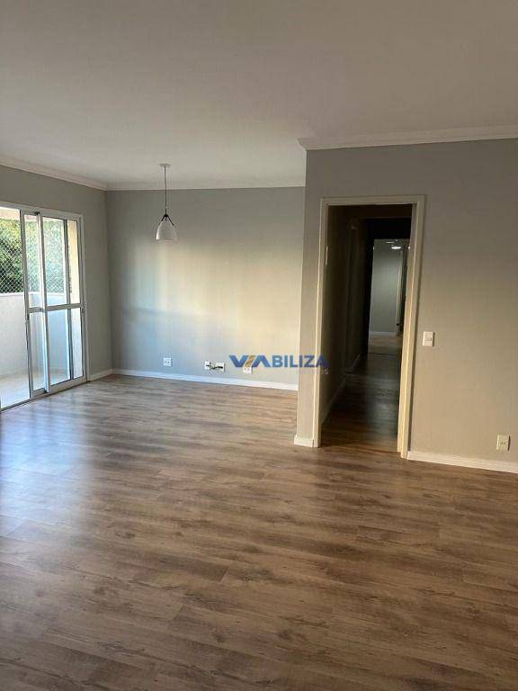 Apartamento à venda com 3 quartos, 125m² - Foto 1