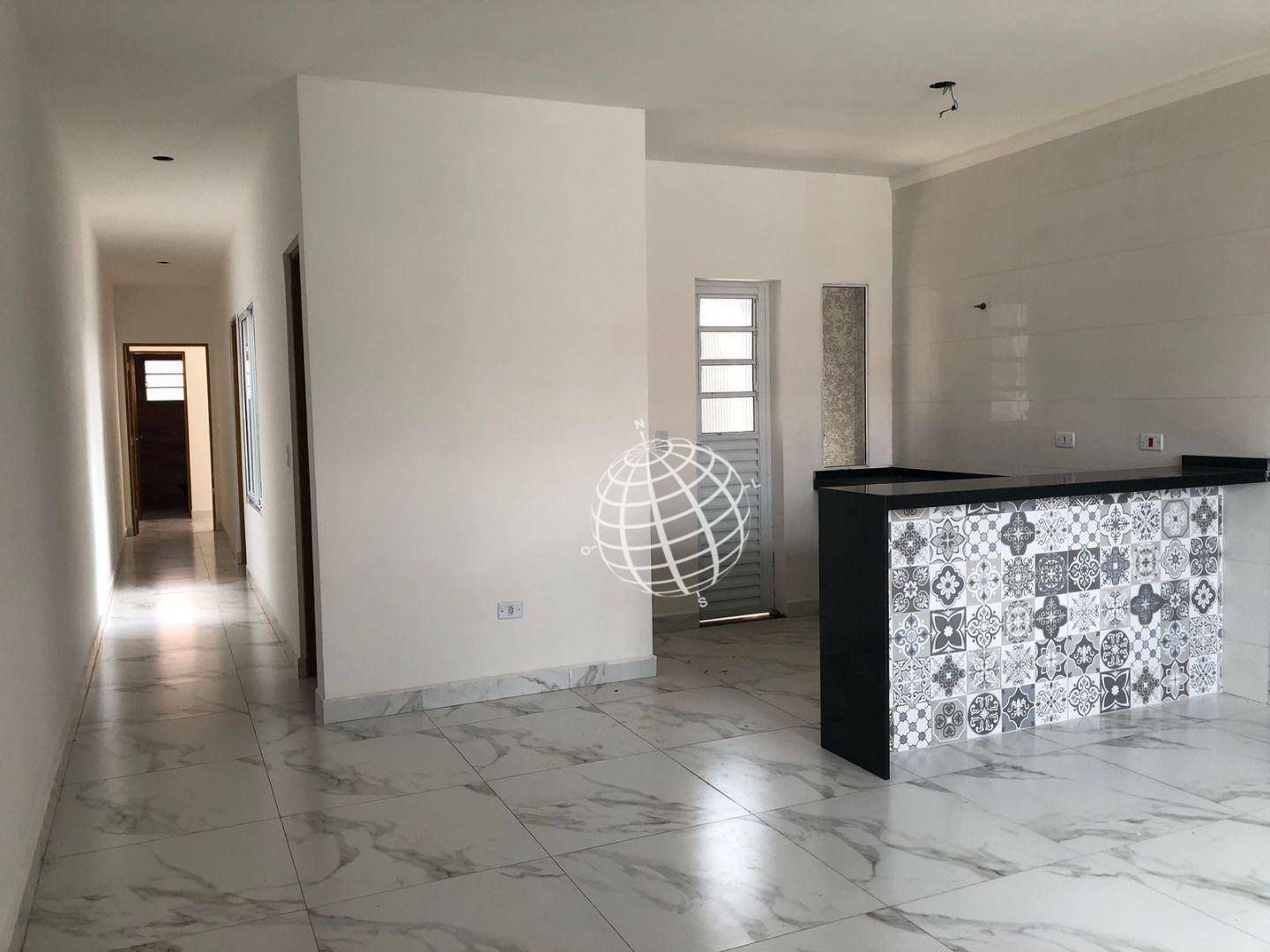 Casa à venda com 2 quartos, 92m² - Foto 3