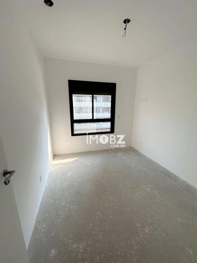 Apartamento à venda com 4 quartos, 158m² - Foto 38