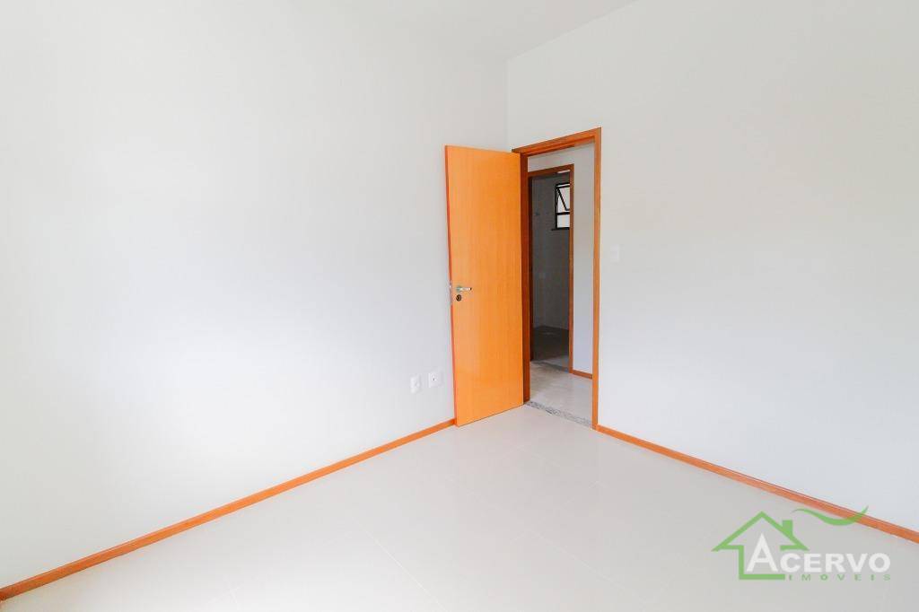 Apartamento à venda com 3 quartos, 92m² - Foto 10