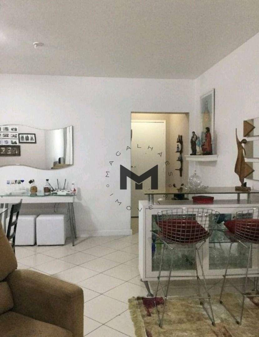 Apartamento à venda com 3 quartos, 148m² - Foto 2