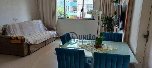 Apartamento à venda com 3 quartos, 90m² - Foto 3