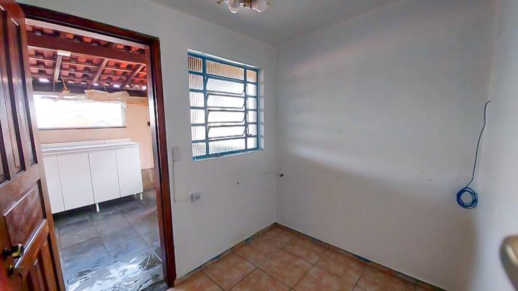 Sobrado à venda com 2 quartos, 200m² - Foto 7