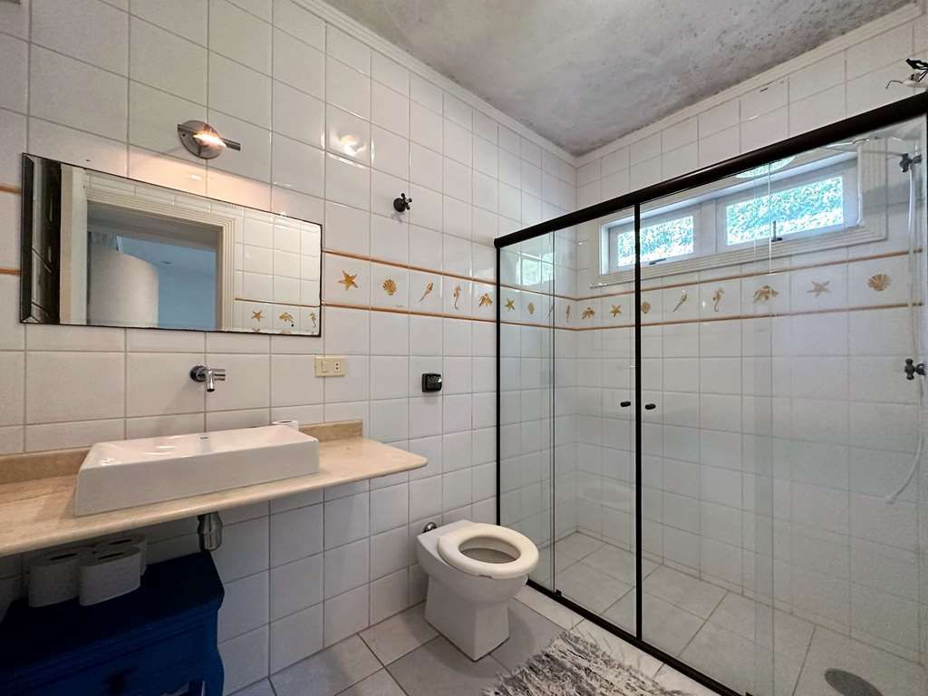 Casa de Condomínio à venda com 3 quartos, 380m² - Foto 40