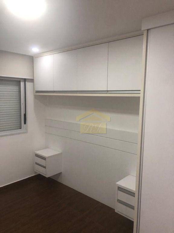 Apartamento à venda com 2 quartos, 40m² - Foto 22