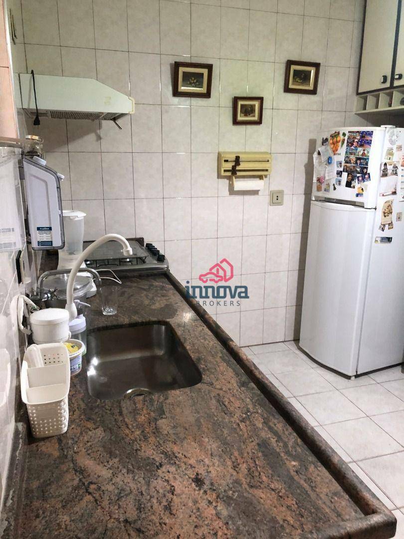 Apartamento à venda com 2 quartos, 79m² - Foto 5