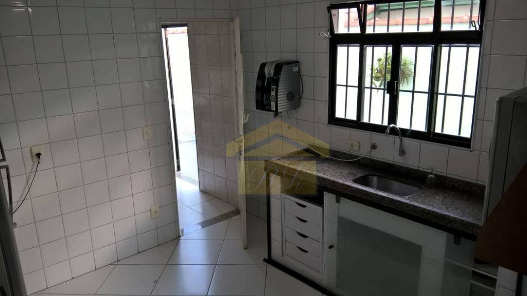 Sobrado à venda com 3 quartos, 110m² - Foto 5