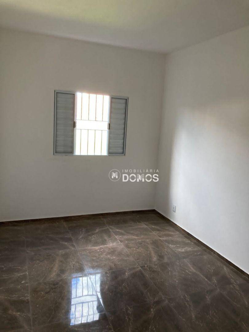 Casa à venda com 2 quartos, 57m² - Foto 7