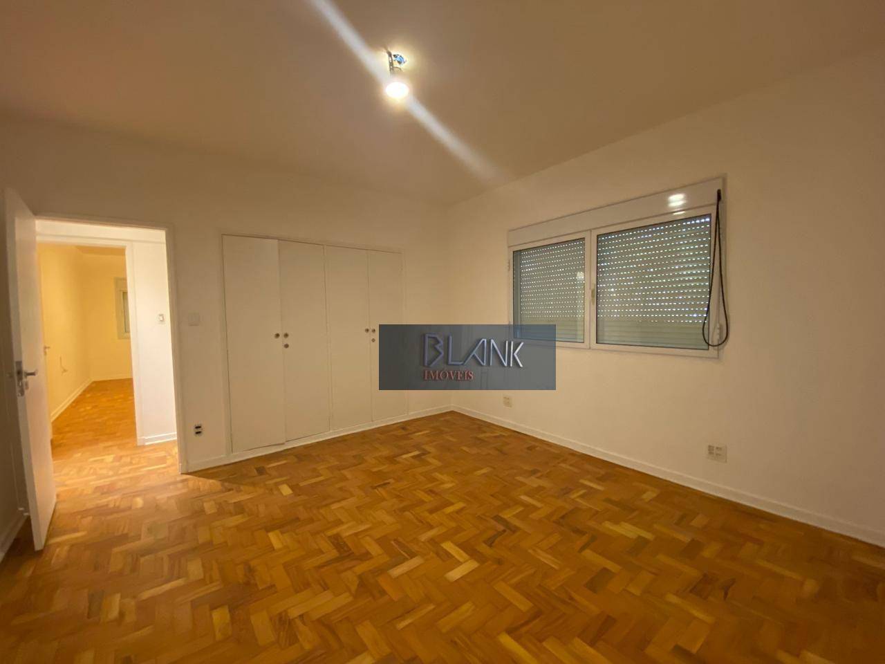 Apartamento à venda com 3 quartos, 187m² - Foto 5