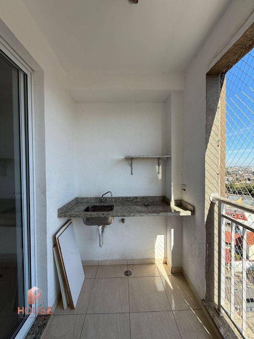 Apartamento para alugar com 2 quartos, 72m² - Foto 21