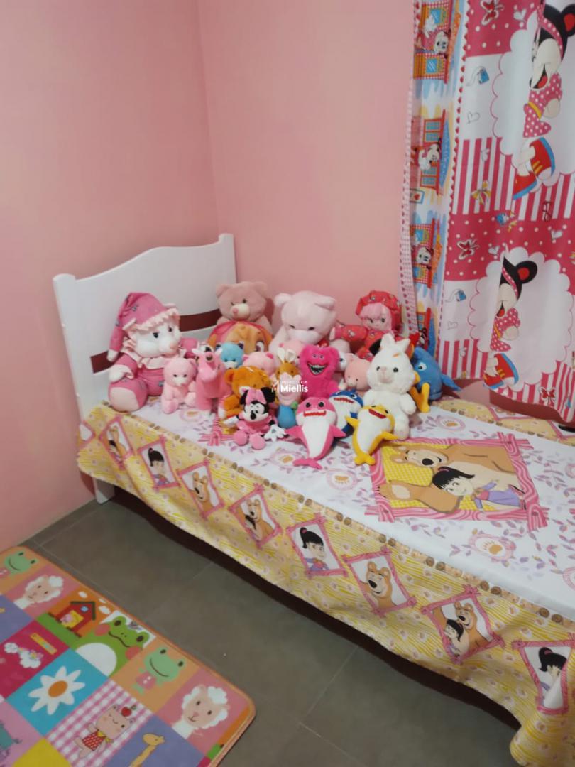 Casa à venda com 2 quartos, 52m² - Foto 5