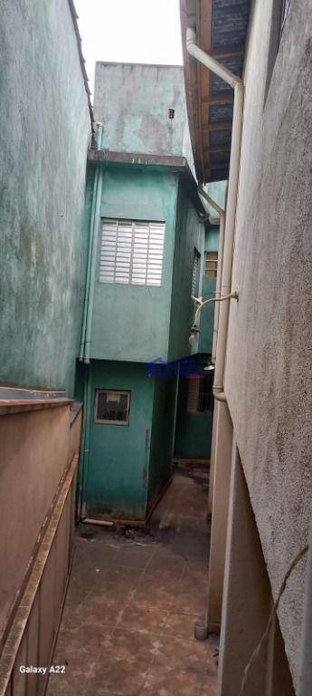 Sobrado à venda com 5 quartos, 227m² - Foto 52