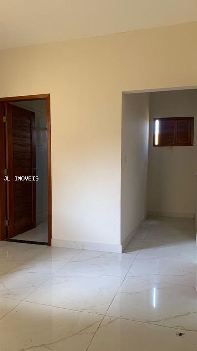 Casa à venda com 2 quartos, 180m² - Foto 8