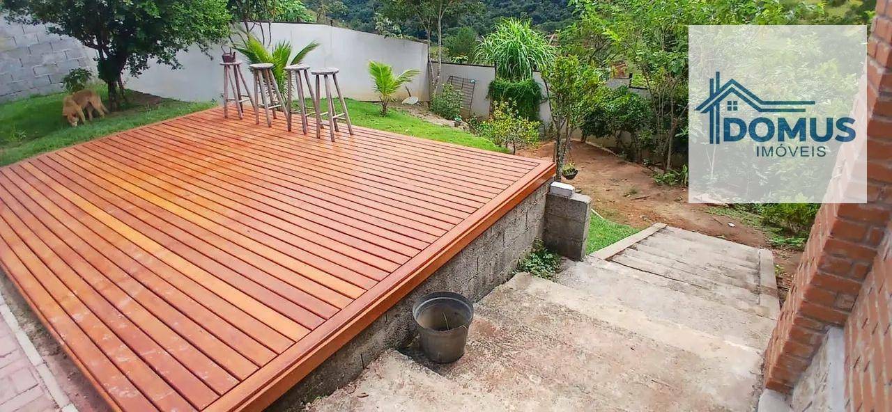 Chácara à venda com 3 quartos, 150m² - Foto 8